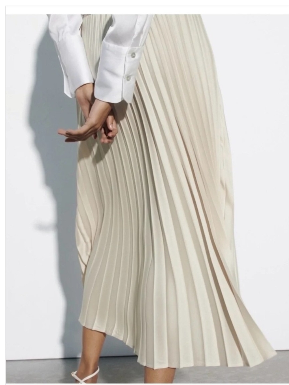 Zara Women's Solid Beige Satin Polyester Pleated Midi Skirt Zip Size XL